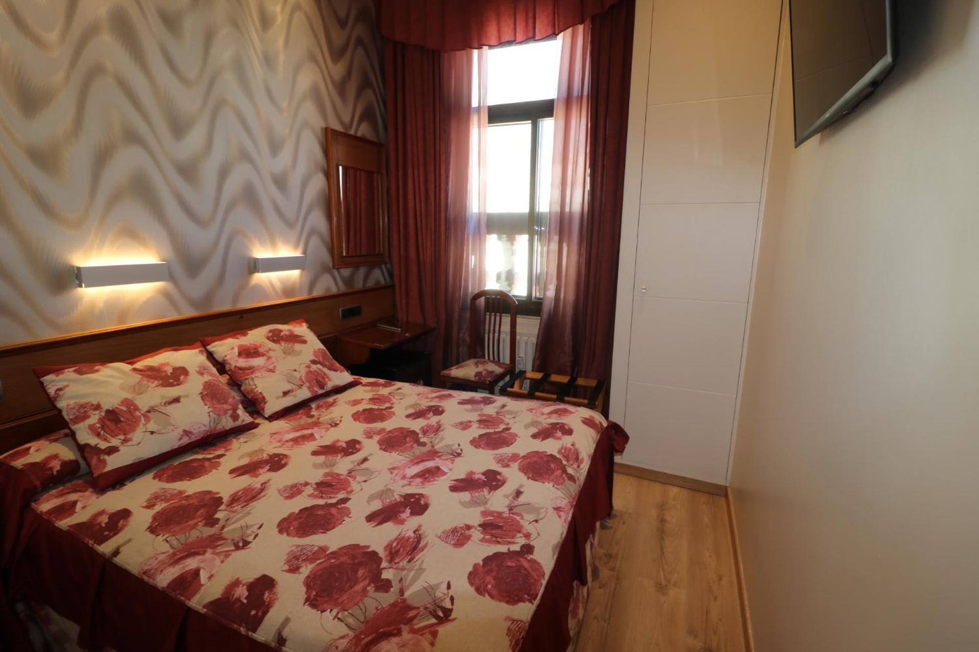 Hostal Hispano - Argentino Gran Via Madrid Exteriér fotografie