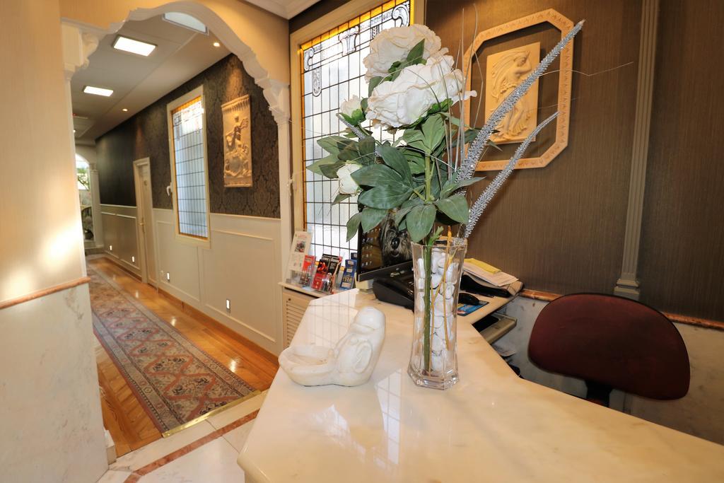 Hostal Hispano - Argentino Gran Via Madrid Exteriér fotografie